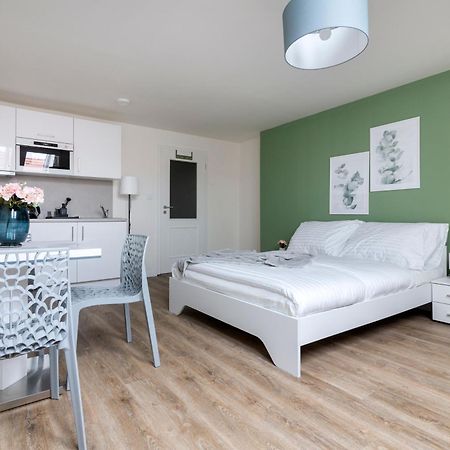 Central Haven Apartments 프라하 외부 사진